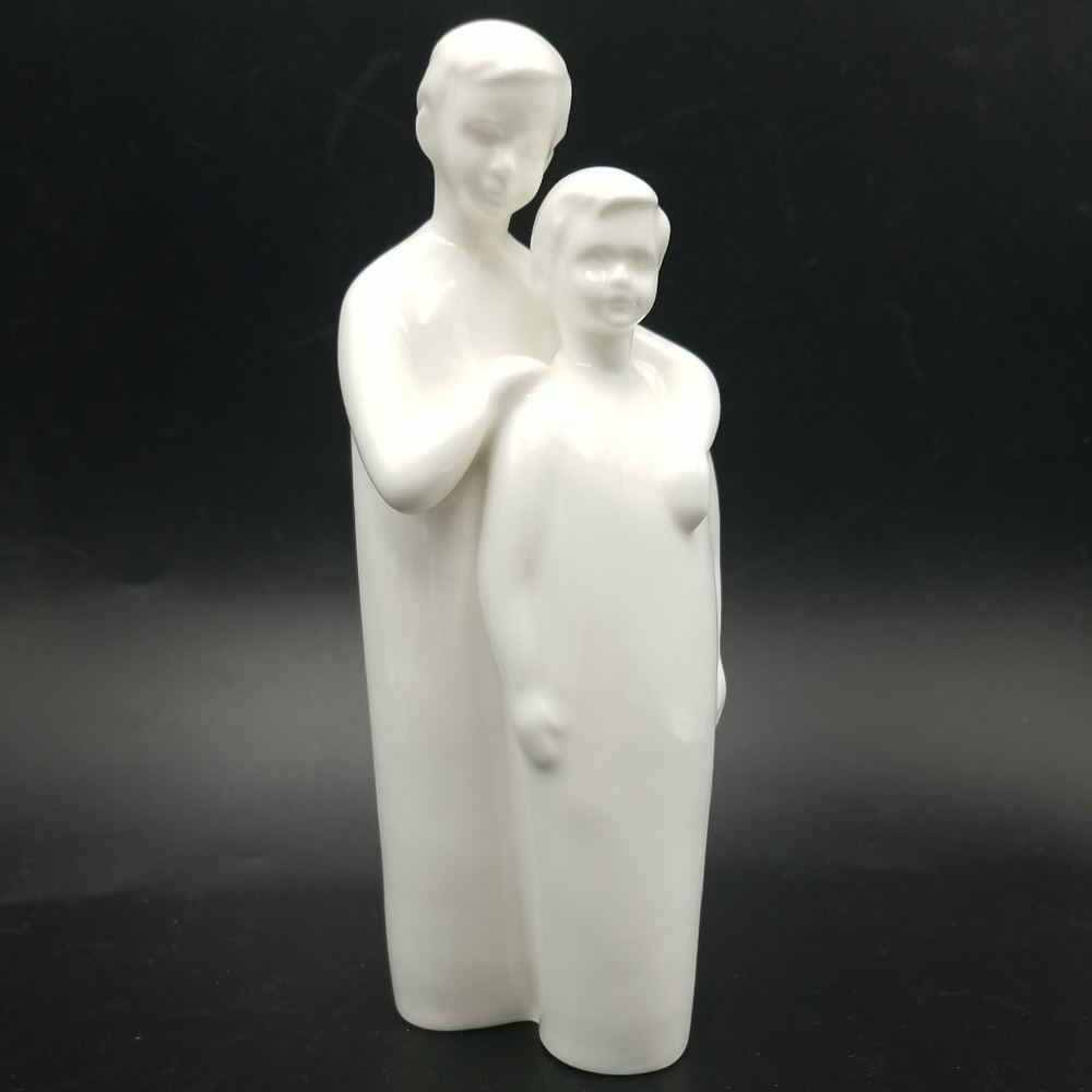 Vintage 1991 ROYAL DOULTON IMAGES Hand Made Figurine BROTHERS HN3191 E. Griffith
